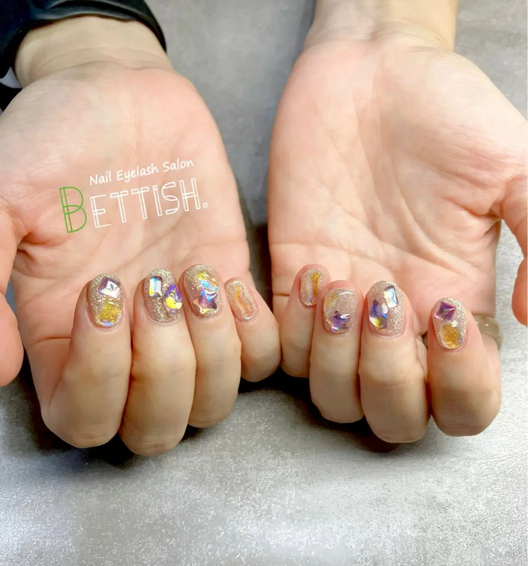 ネイル キラキラネイル BETTISH. KUMIKO☺︎︎のネイルデザイン