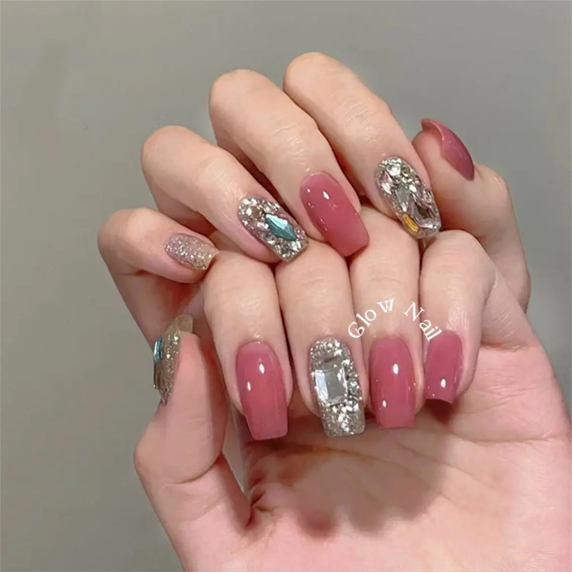 ネイル Glow Nail スカルプ専門店のネイルデザイン
