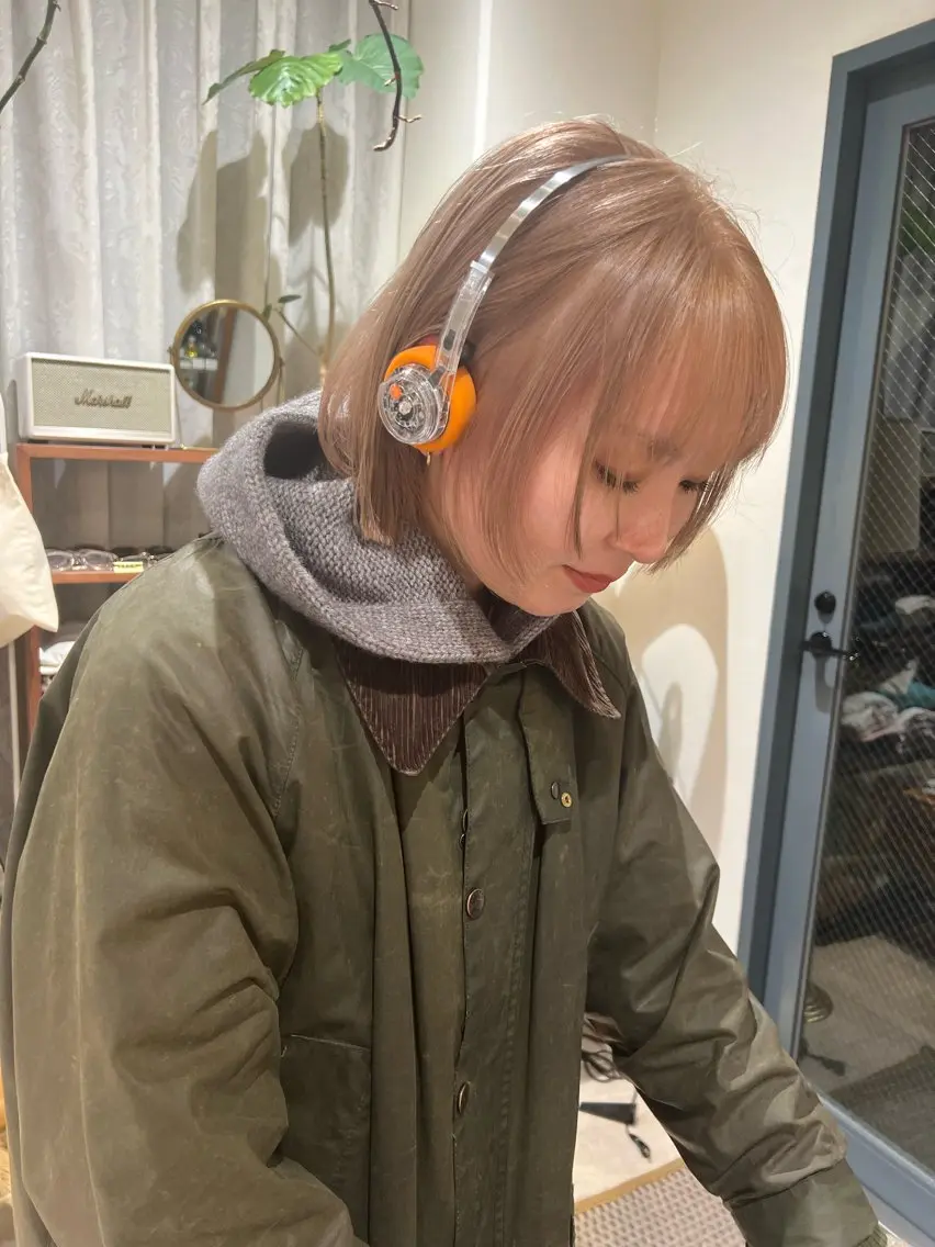 ショート カラー ベージュカラー ブリーチ ケアブリーチ ヘアカラー . juriのヘアスタイル