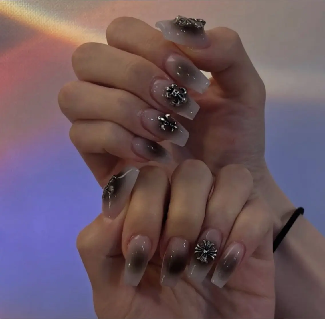 ネイル アートネイル ジェルネイル キラキラネイル ミラーネイル ニュアンスネイル ハンドネイル Ryu nail studioのネイルデザイン