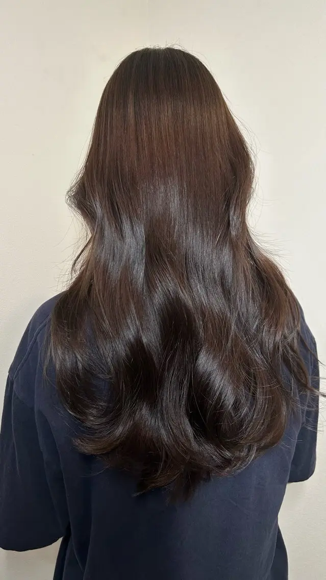 ロング カラー カット ヘアカラー トリートメント 小澤 一稀のヘアスタイル