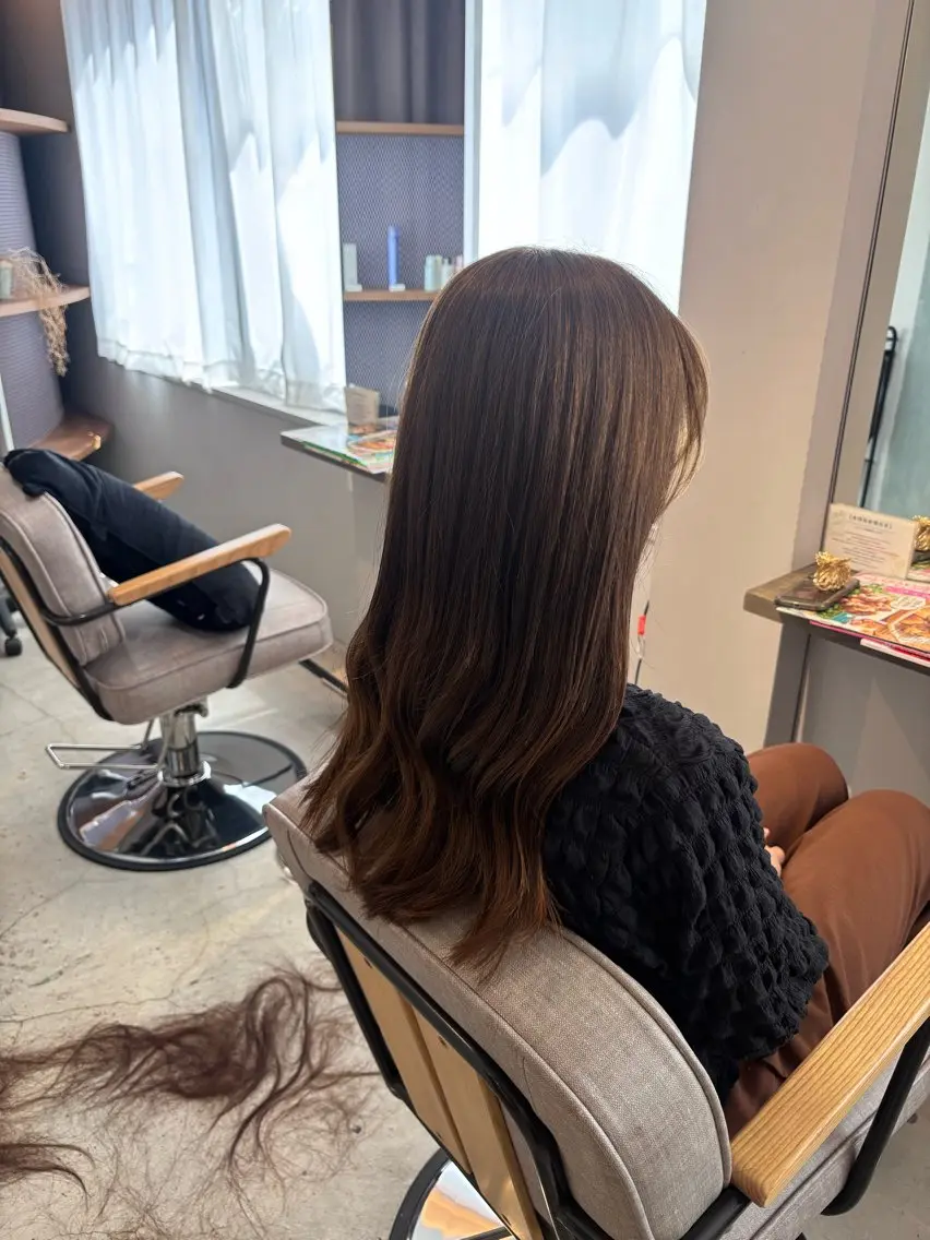 ロング 真鍋 月音のヘアスタイル