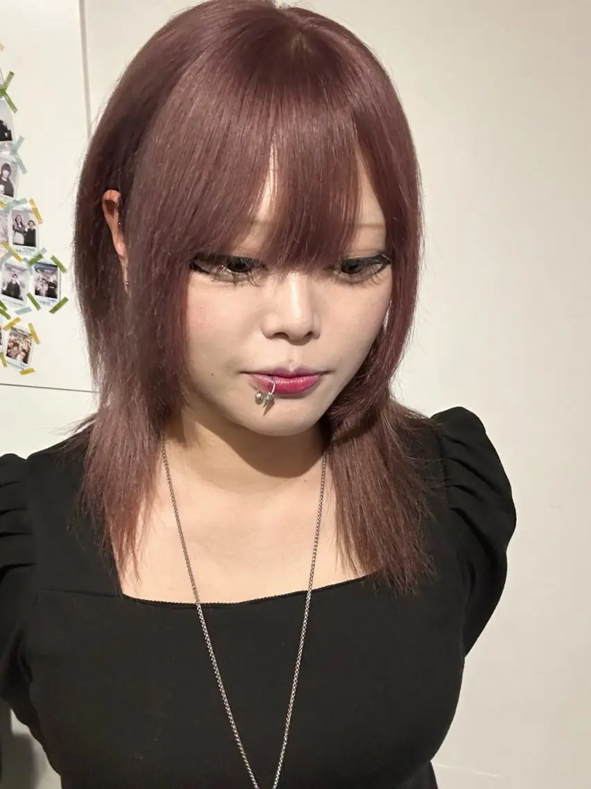 ミディアム カラー ベージュカラー ピンクカラー ピンクベージュ ヘアカラー hinano ヒナノのヘアスタイル