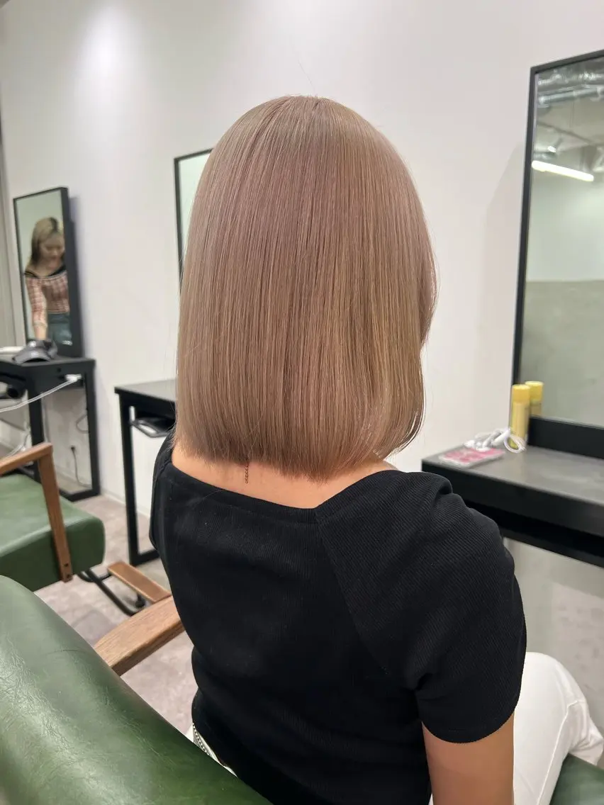 【18時以降限定】ダメージレスクイックブリーチ＋カラー＋艶髪トリートメントの写真