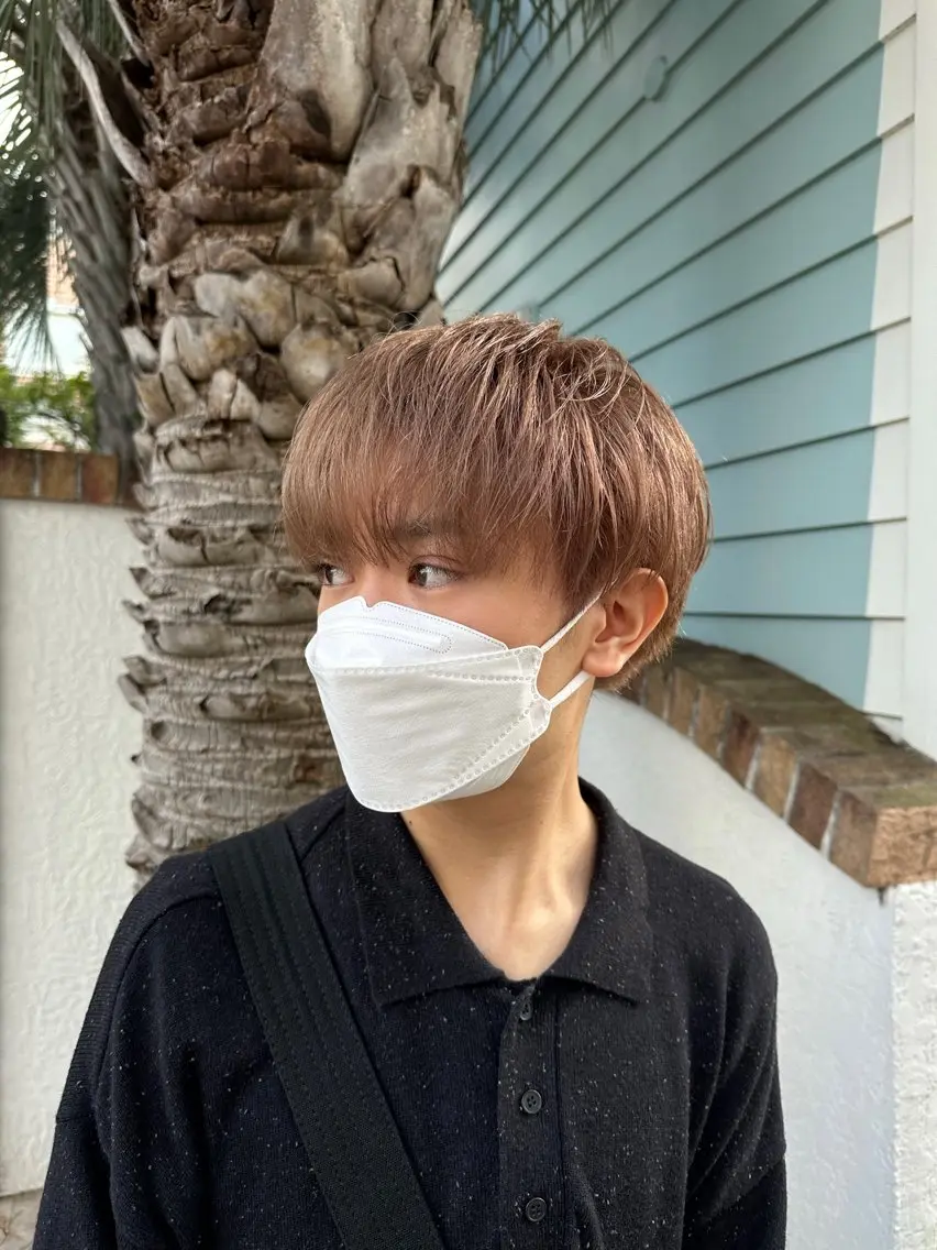 カラー メンズ メンズブリーチ マッシュ ベージュカラー ブリーチ ミルクティーベージュ Mens cut Hannaのヘアスタイル