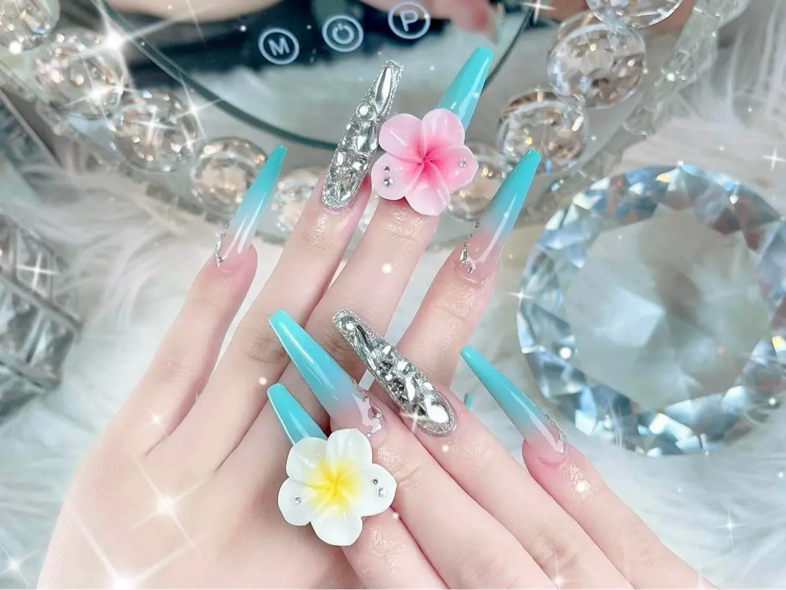 ネイル チークネイル フラッシュネイル フレンチネイル ジェルネイル ガラスフレンチ ハンドネイル ハンドケア Yumi chan Novaのネイルデザイン