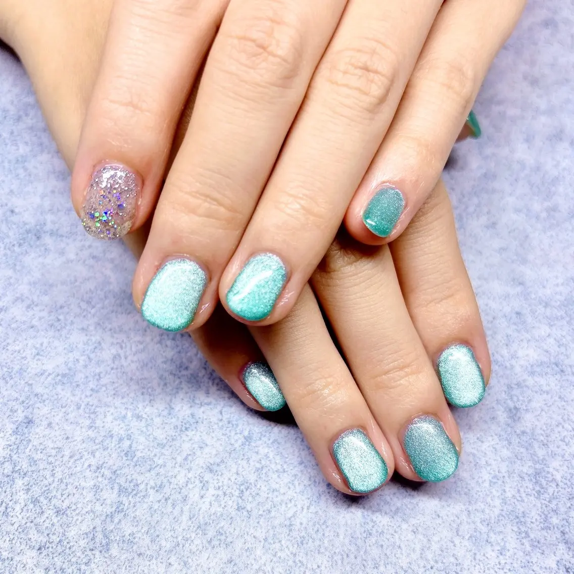 ネイル ブルー マグネットネイル MYu Beauty Salon  MAIのネイルデザイン