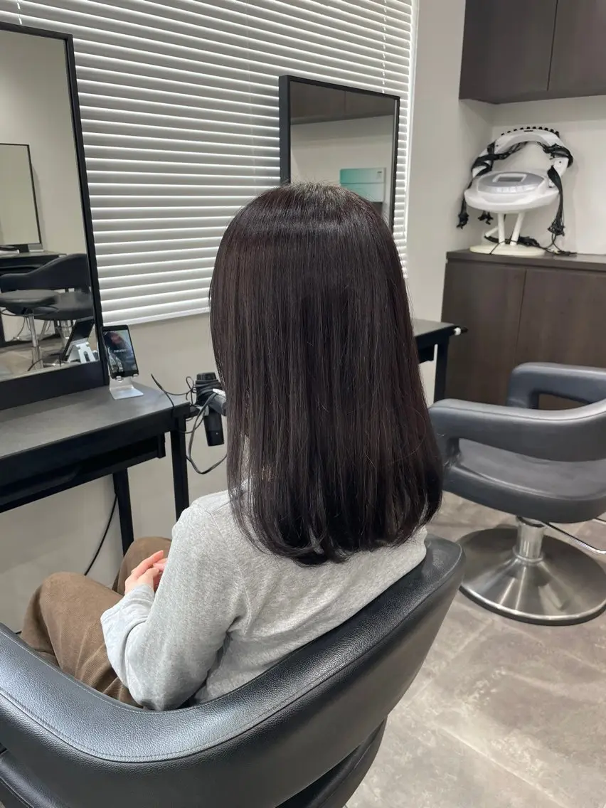 ロング カラー ブリーチ ダブルカラー ブリーチなしカラー 髪質改善 トリートメント 🤍透明感推しカラー 🤍yui‪💞✨のヘアスタイル