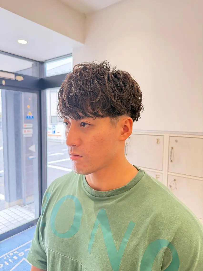 パーマ メンズ マッシュ メンズパーマ スパイラルパーマ カット 小野 永貴のヘアスタイル