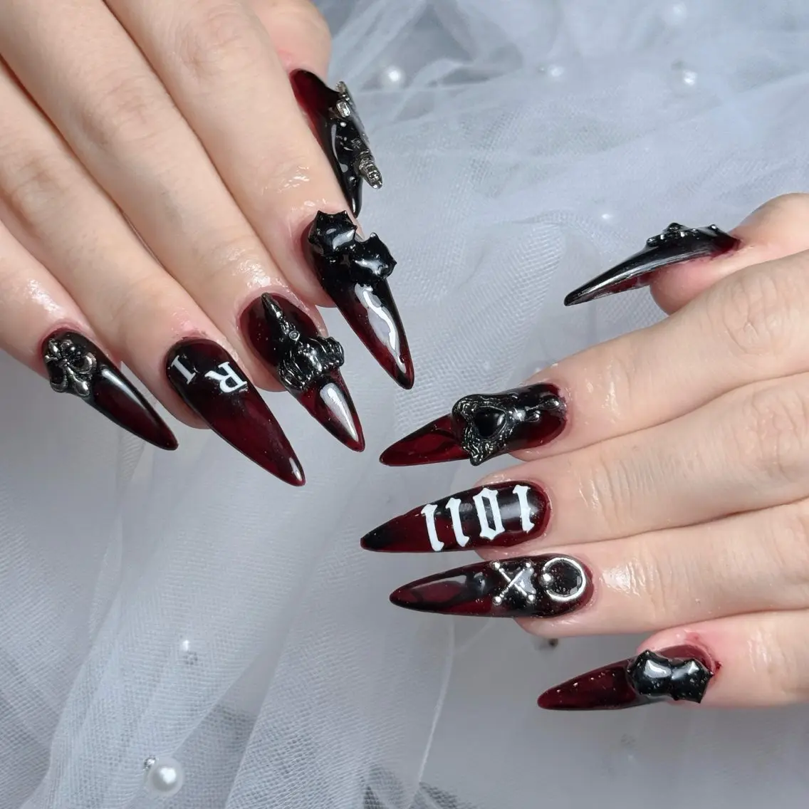 ネイル フットネイル フレンチネイル グラデーション 韓国ネイル ロングネイル ハンドネイル HOT Nail Salonのネイルデザイン