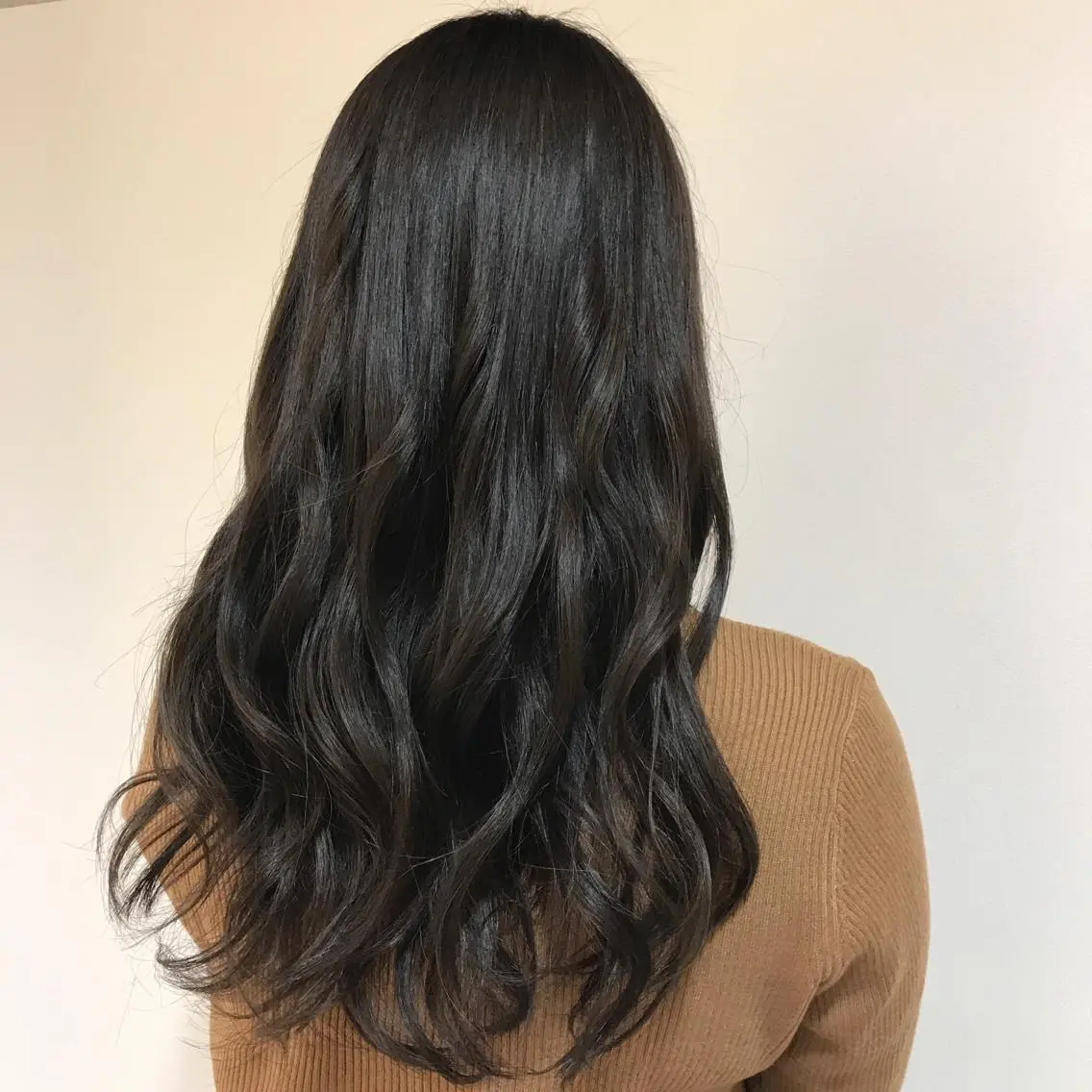 ロング カラー アッシュ ダークアッシュ 長井 麻帆のヘアスタイル