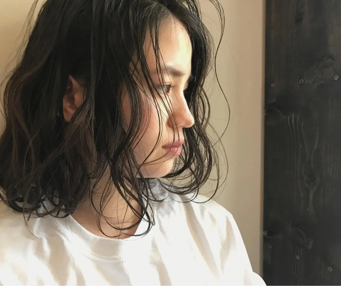 ミディアム ボブ くせ毛 ボブ♡柔らかいカラー 實松栞理のヘアスタイル