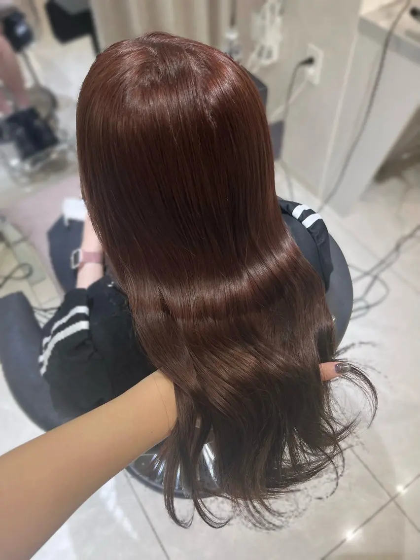 セミロング チョコレートブラウン ピンクブラウン 韓国レイヤー×モテ髪 /MITSUKI🤍のヘアスタイル