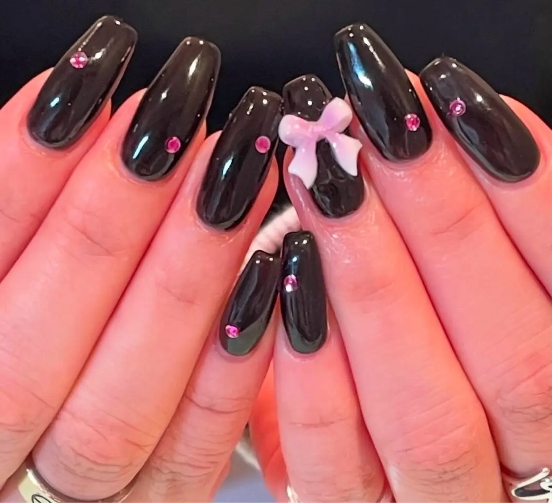 ネイル グラデーション キラキラネイル ワンカラーネイル 冬ネイル Jenn Nail Salonのネイルデザイン