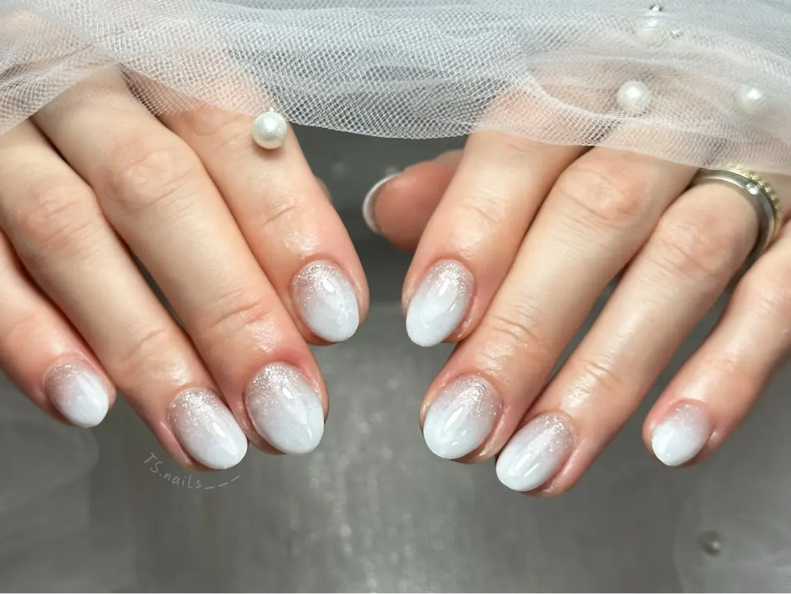 ネイル キラキラネイル マグネットネイル 持ち込み シンプルネイル ハンドネイル フットネイル ハンドケア TS. nails___のネイルデザイン