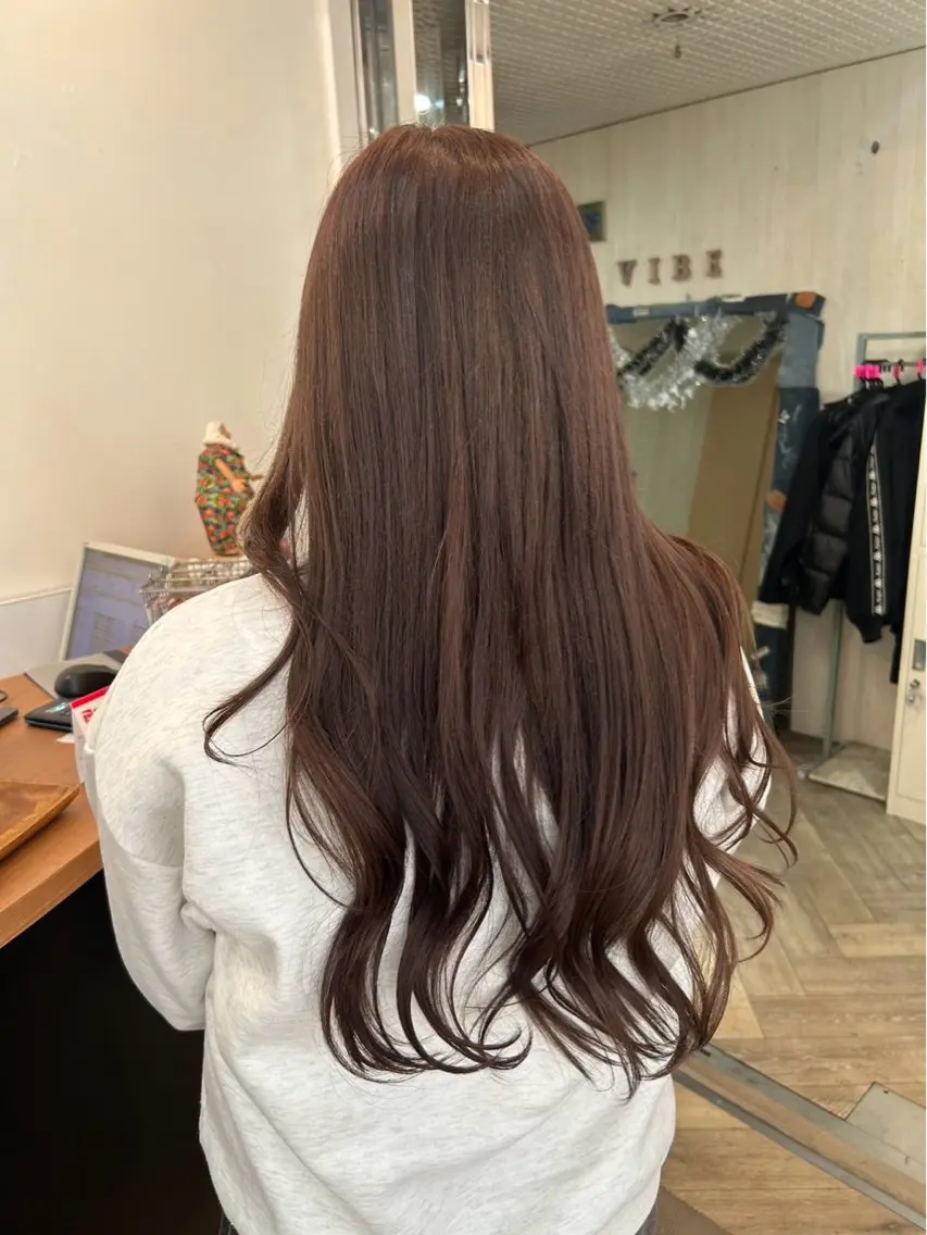 カラー ヘアカラー 遠藤 瑠夢佳のヘアスタイル