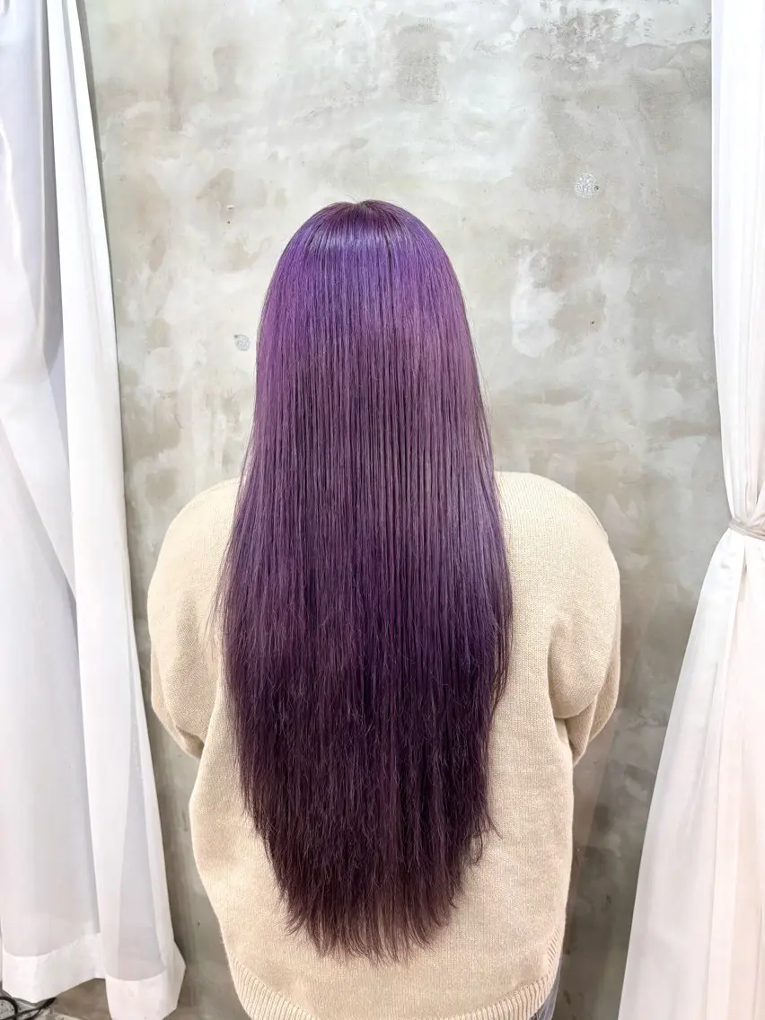 ロング カラー ブリーチ ヘアカラー トリートメント 艶髪‎カラー🤍 RIKAのヘアスタイル