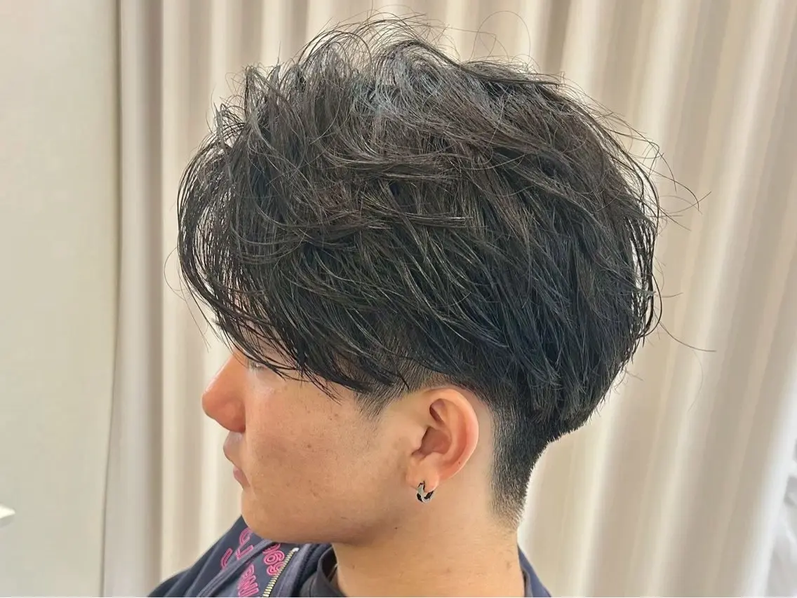 カラー メンズ 大谷 真央のヘアスタイル