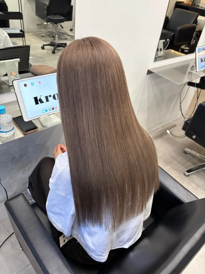 ロング ヘアカラー トリートメント MIHO☾·̩͙⋆ Kroのヘアスタイル
