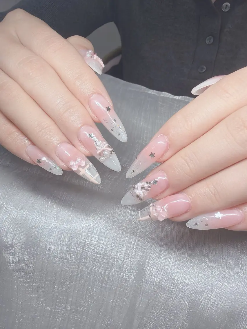 ネイル ハンドネイル Lee Nailsのネイルデザイン
