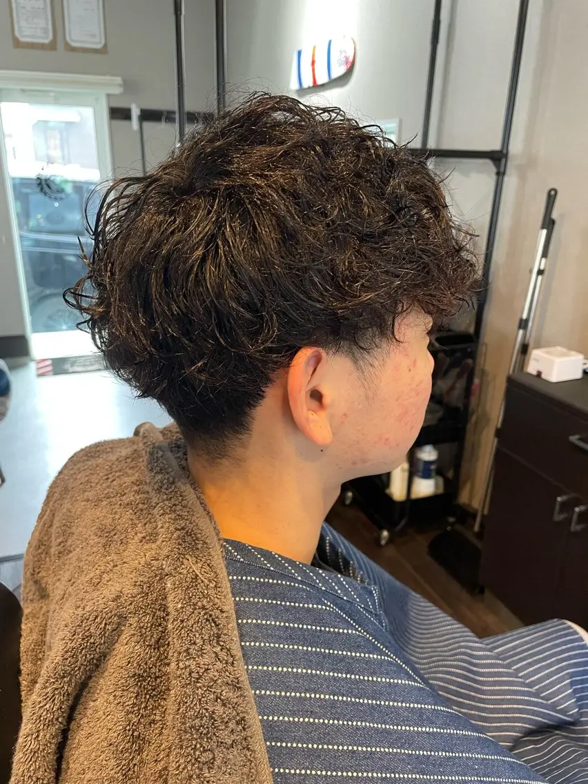 パーマ 京都フェードカット 田嶋勇祐のヘアスタイル
