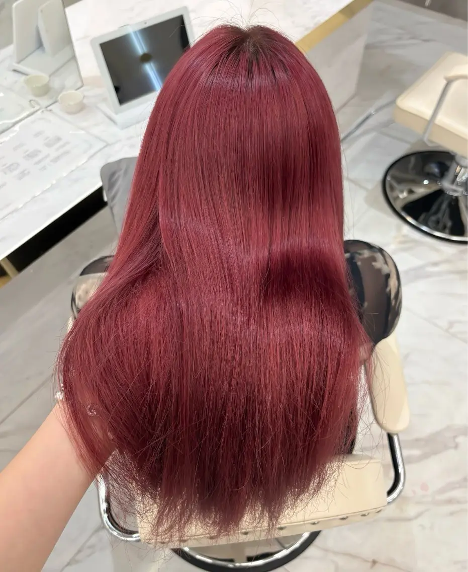 ロング カラー ケアカラー 透明感カラー ピンクカラー ローズカラー くびれヘア ヘアカラー aku💞韓国風🩷 ピンクカラー🎀🩷のヘアスタイル