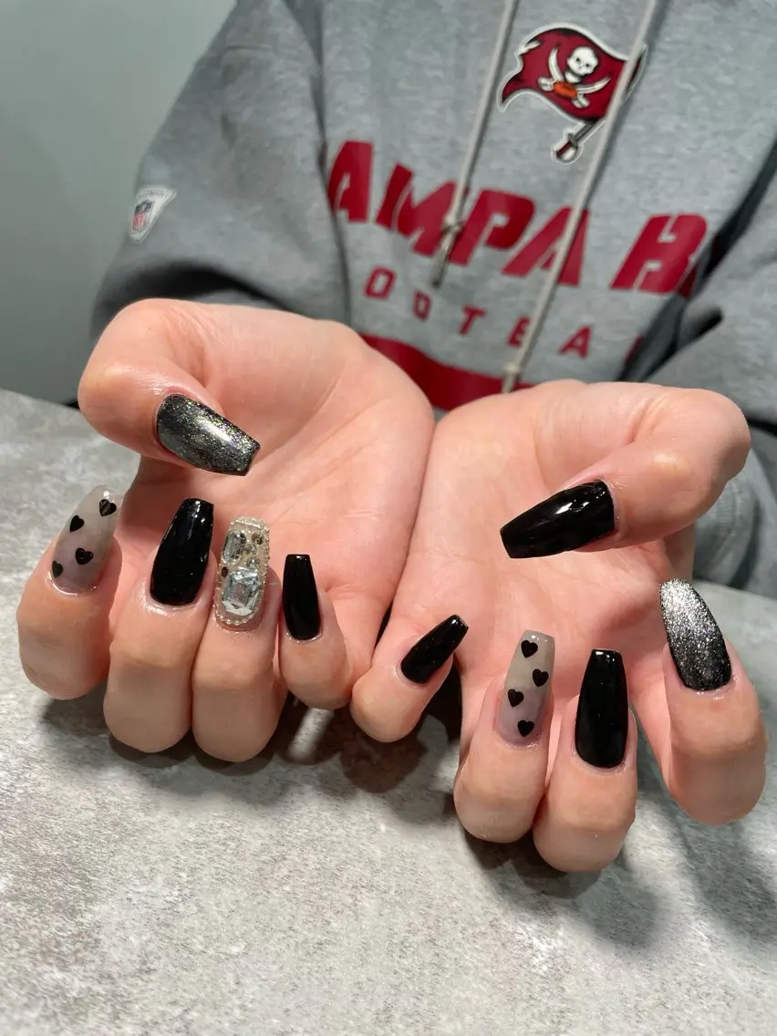 ネイル 持ち込み ハンドネイル Raviliss ♡のネイルデザイン