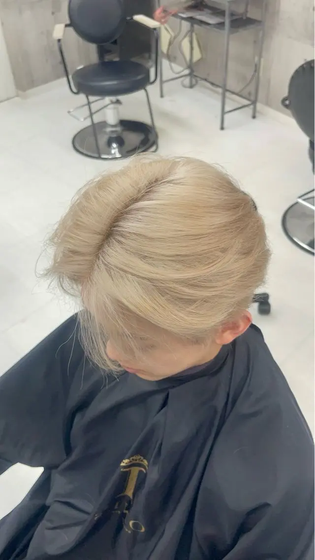 ショート カラー パーマ ヘアアレンジ メンズ キッズ レイヤーの魔術師 𓍼takumi𓍼のヘアスタイル
