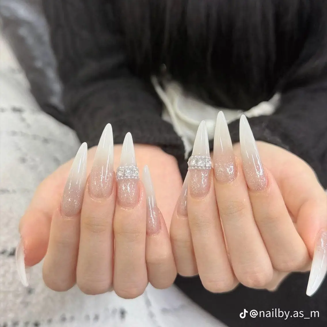 ネイル ハンドネイル ハー ティエンのネイルデザイン