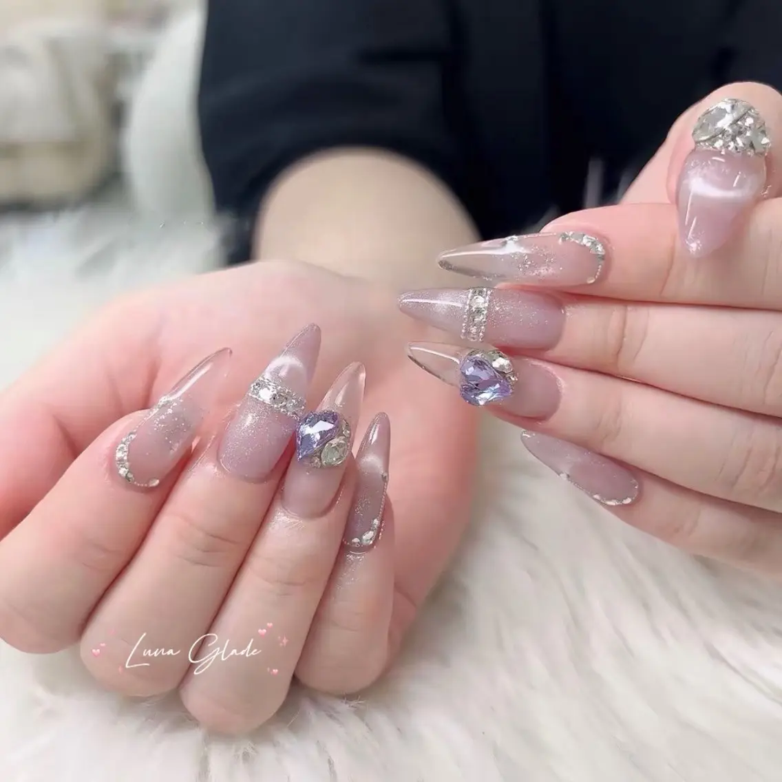 ネイル ハンドネイル Luna Gladeのネイルデザイン