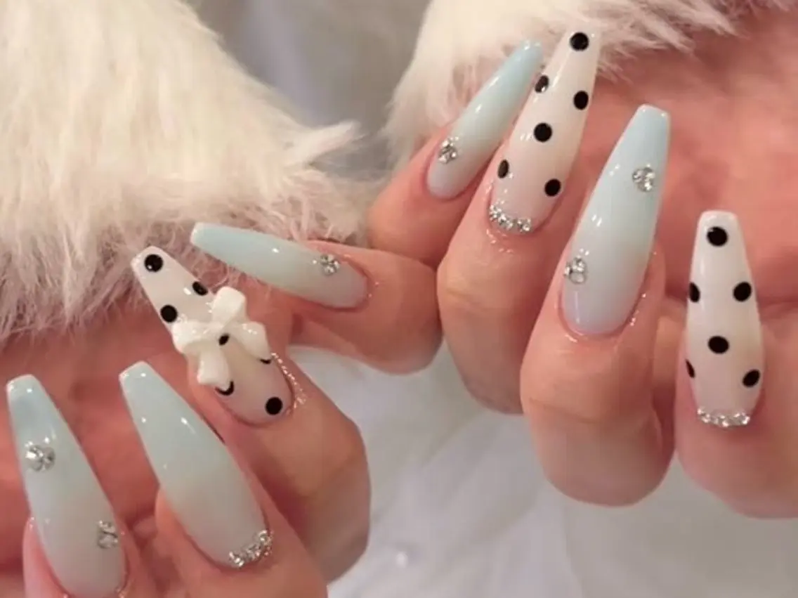 ネイル ジェルネイル 韓国ネイル 持ち込み オフィスネイル ワンホンネイル MiO Nailのネイルデザイン