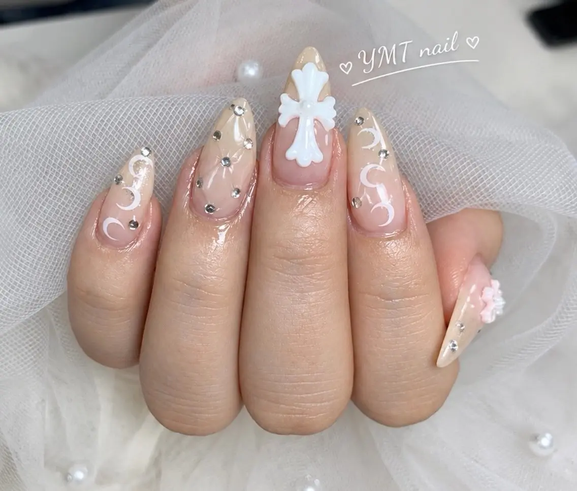 ネイル ハンドネイル mochi nailsのネイルデザイン