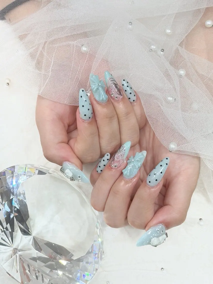 ネイル ハンドネイル ベスティオーラ aineのネイルデザイン