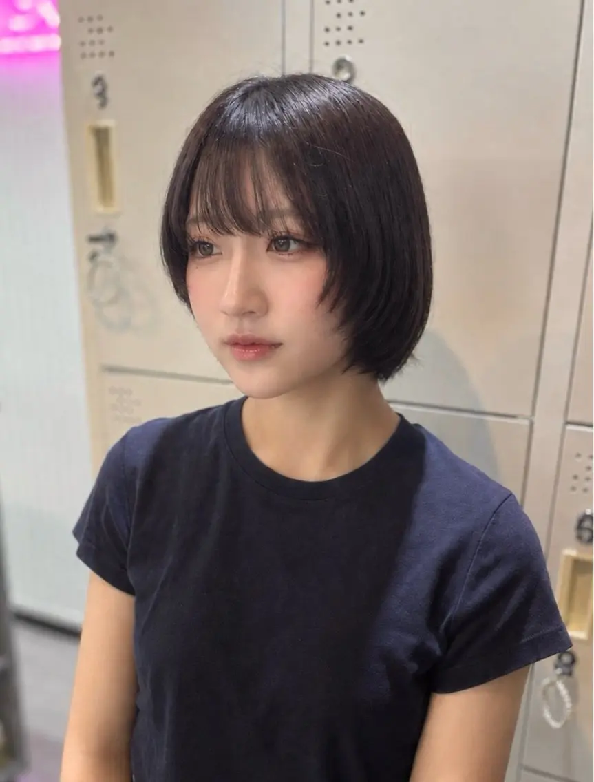 ショート ボブレイヤー ボブ レイヤーカット 松井 咲樹のヘアスタイル