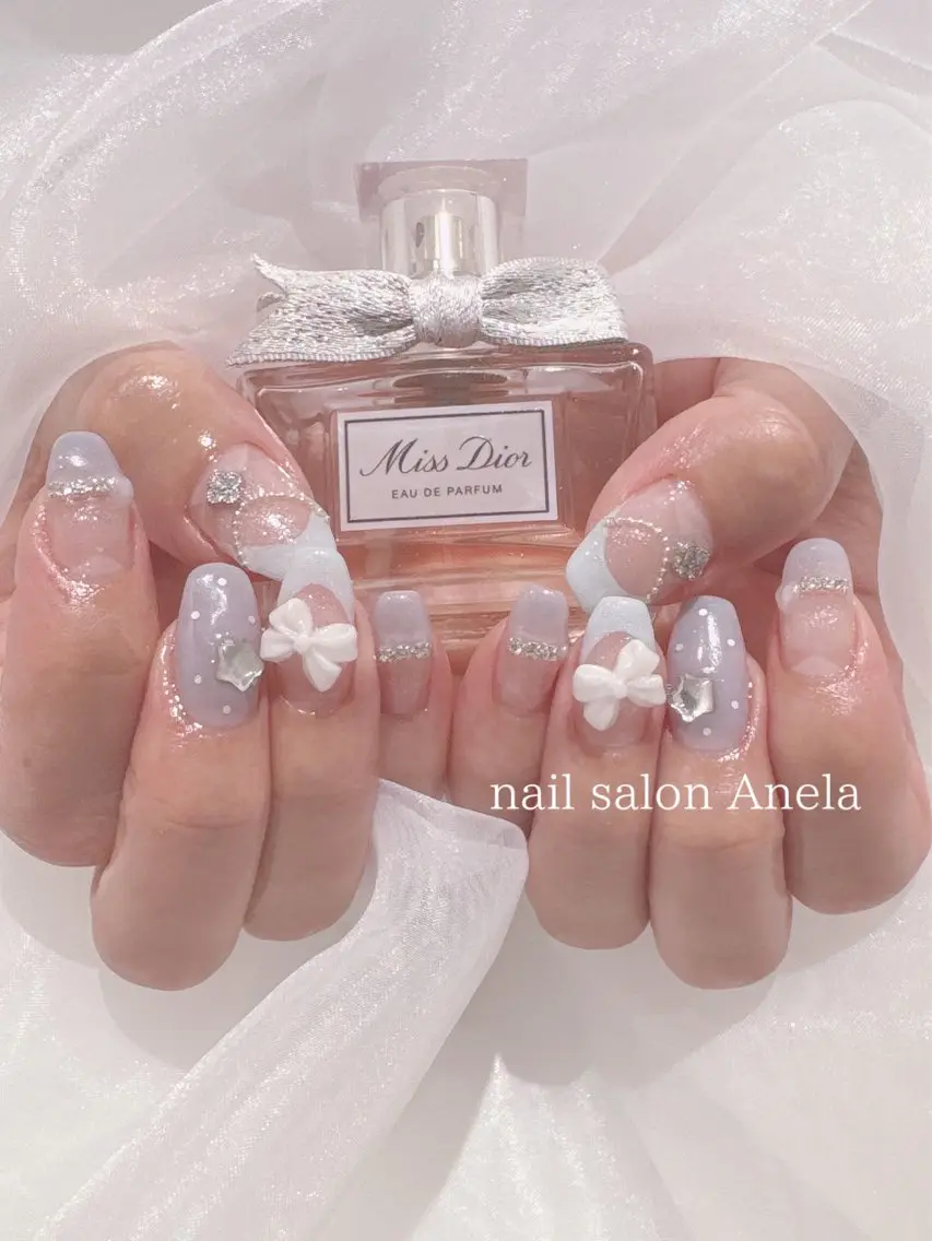 ネイル ブルー ガーリー Anela🪞アネラ 久屋大通🫧EMIのネイルデザイン
