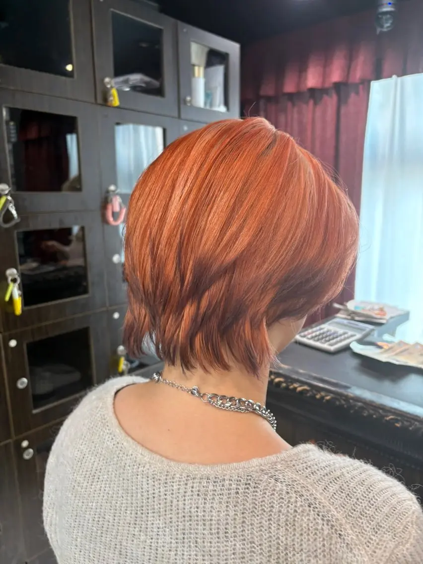 ショート カラー 🦋YUI 髪質改善 ブリーチ 着付け🦋のヘアスタイル