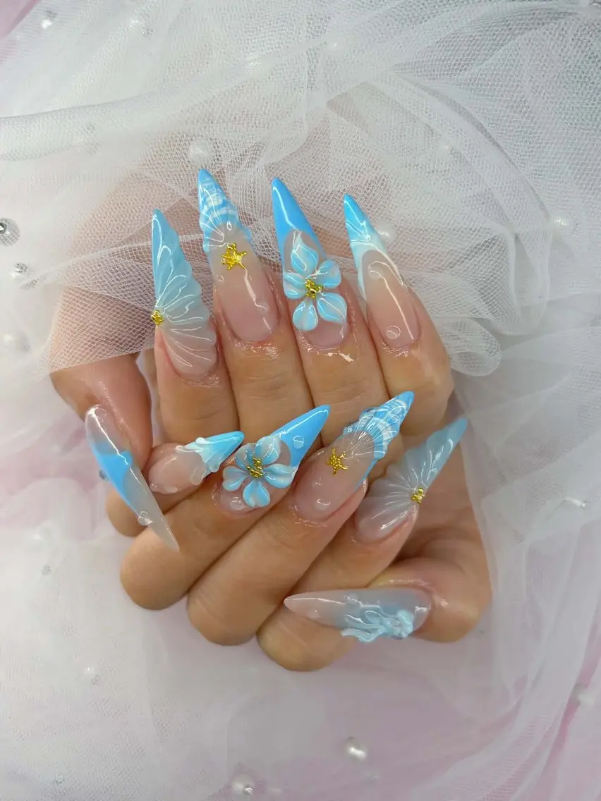 ネイル KIRA LILYのネイルデザイン