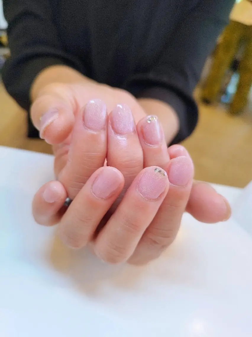 ネイル ピンク シルバー ストーンネイル YOCO ネイルのネイルデザイン