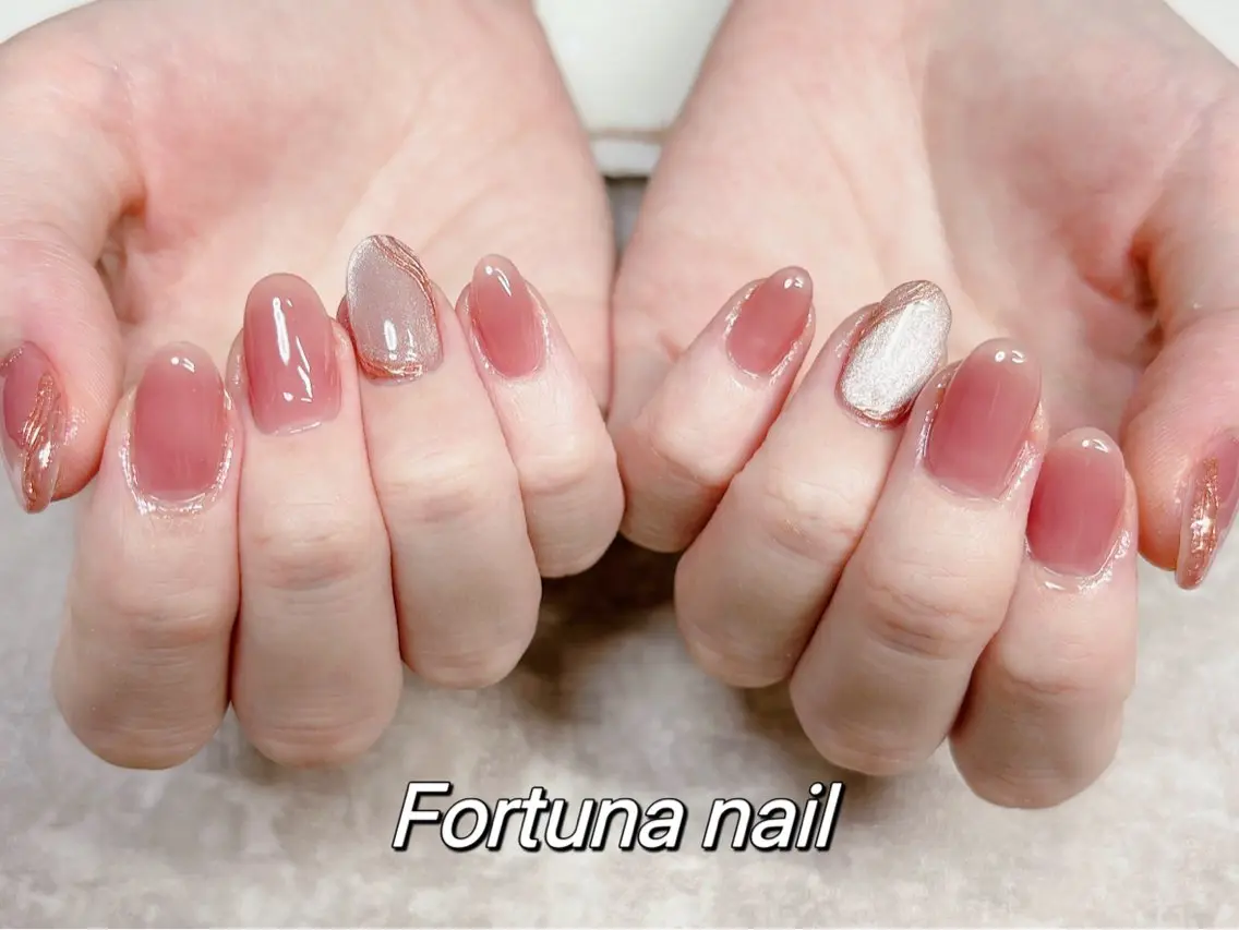 ネイル Nail •Head スパFortunaのネイルデザイン