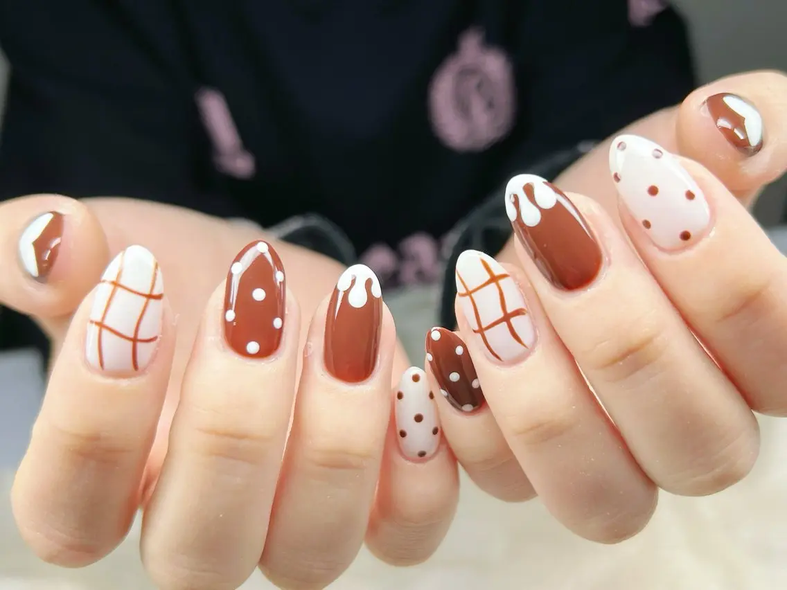 ネイル アートネイル チークネイル 成人式 入学式 長さ出し ハンドネイル Lino Nailのネイルデザイン