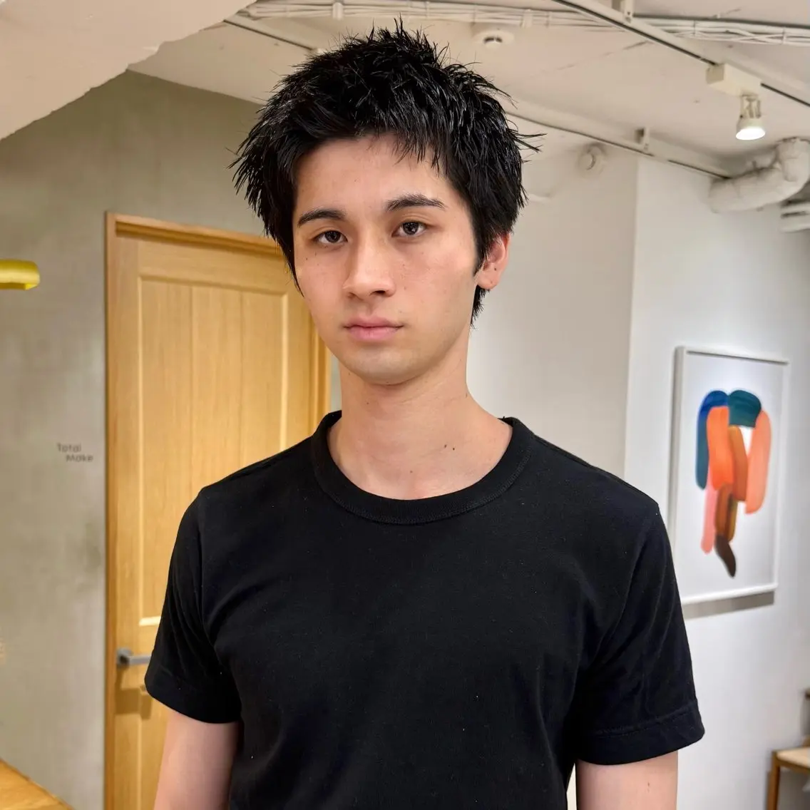 ショート メンズ センターパート ダウンパーマ フェザーパーマ メンズパーマ スパイキーショート カット ニュアンスパーマ 田形清流のヘアスタイル