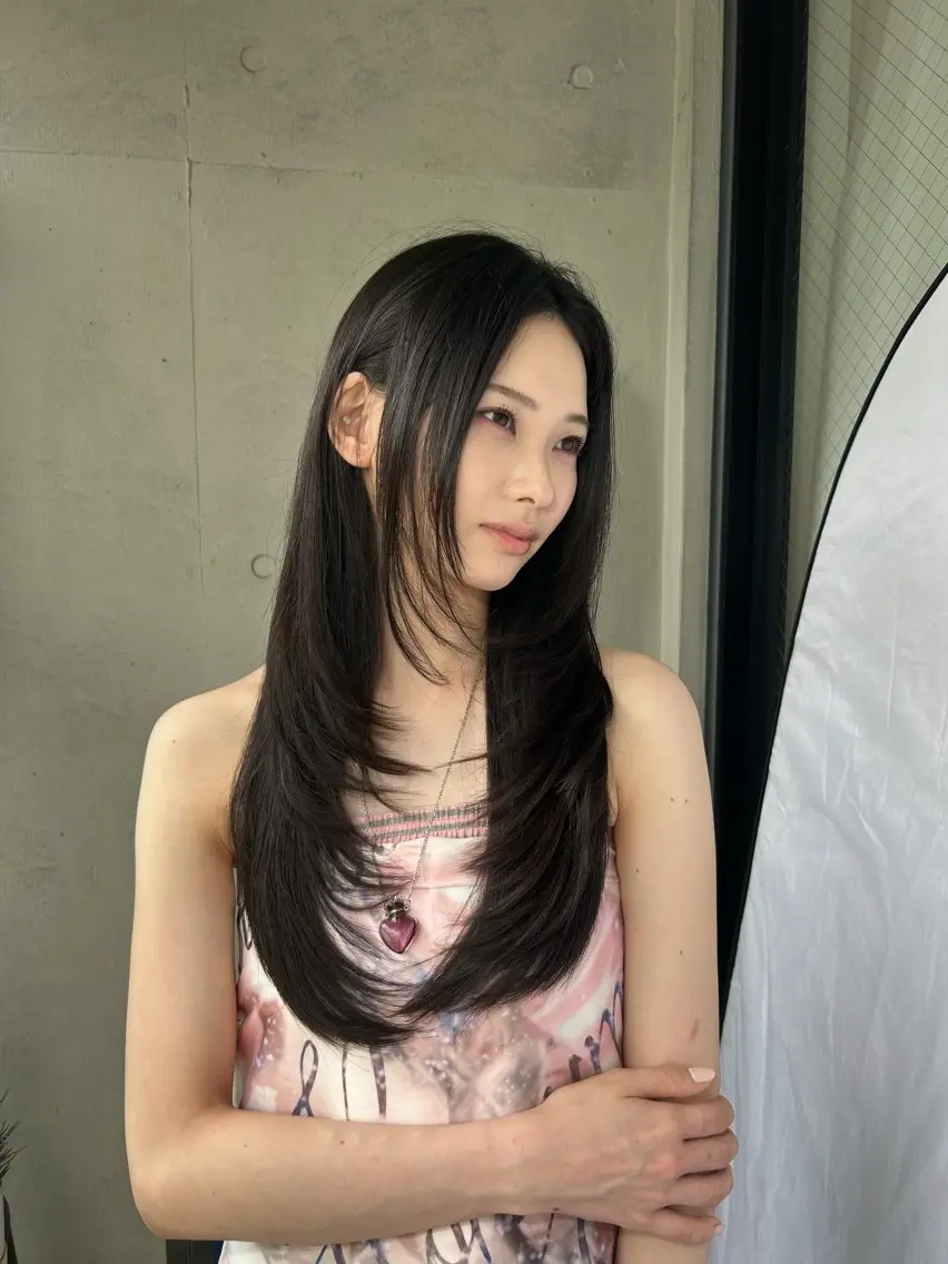 ロング カラー ヘアアレンジ カット ヘアカラー トリートメント ヘアセット yoko韓国レイヤー ワンホン/小顔ボブのヘアスタイル