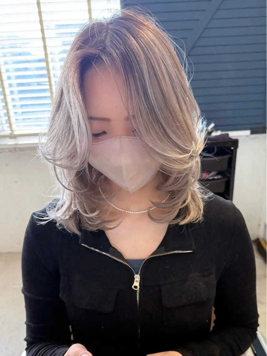 ミディアム カラー mellowman 【メロウマン】のヘアスタイル