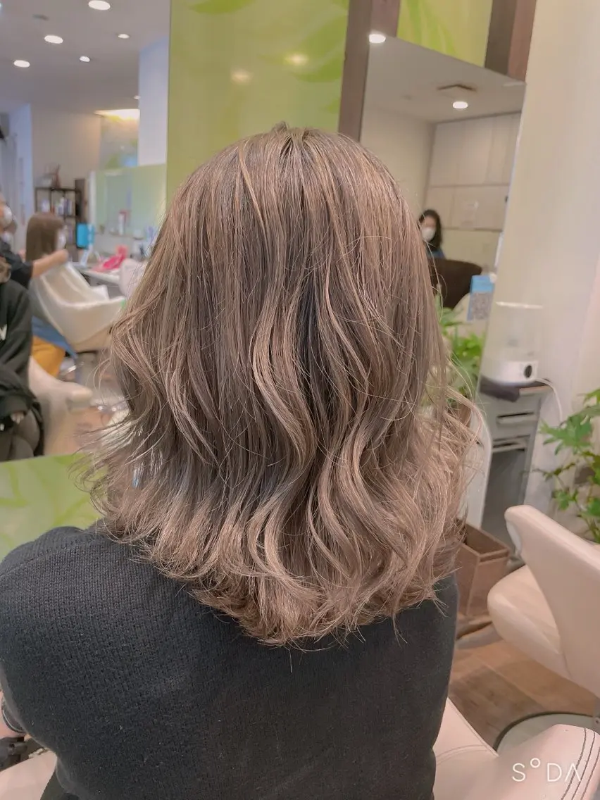 セミロング 脇坂 誠也のヘアスタイル