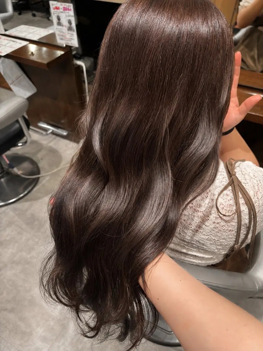 ロング カラー 透明感カラー グレージュ ミント ヘアカラー トリートメント ✨️超ツヤ髪/ 超快眠スパ🫧山中のヘアスタイル
