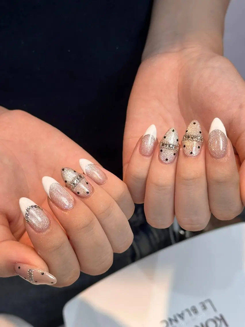 ネイル ハンドネイル atelier elsol.のネイルデザイン