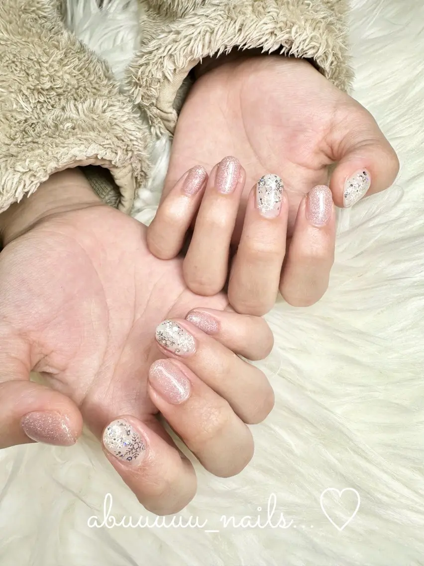 ネイル ラメ(グリッター) 冬ネイル abuuuuu nailsのネイルデザイン