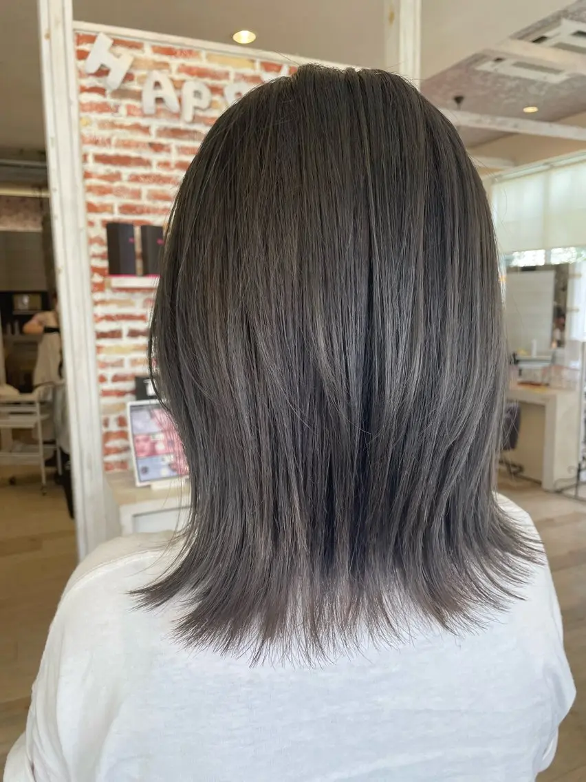 セミロング カラー ブリーチ ケアブリーチ ダブルカラー 東恩納 誠のヘアスタイル