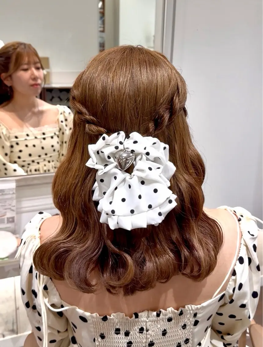 セミロング ヘアアレンジ ヘアセット 顔周り/透明感/銀座 🩵rinoのヘアスタイル