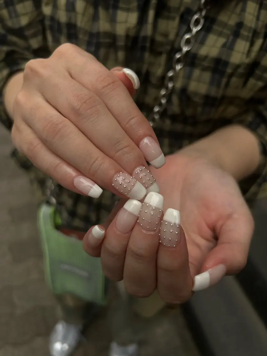 ネイル フレンチネイル ニュアンスネイル シンプルネイル sakae yurinaのネイルデザイン